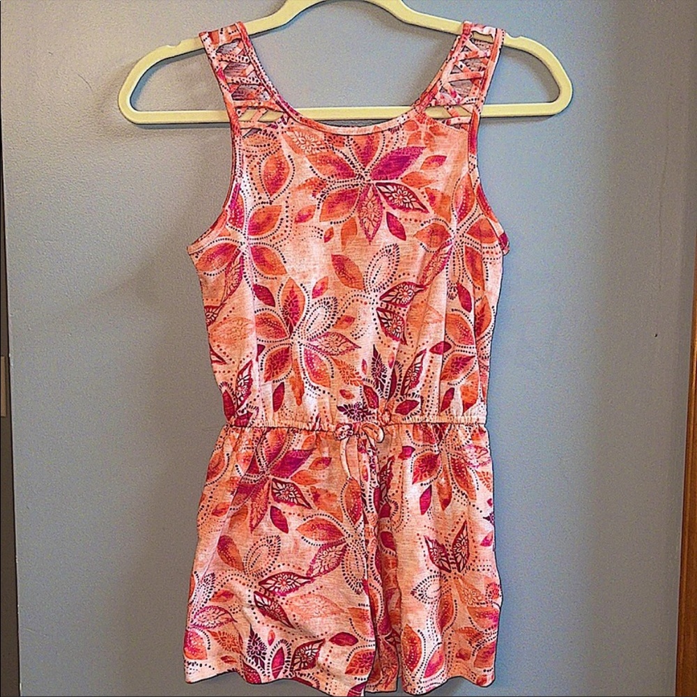 💥super cute girls floral MUDD romper💥